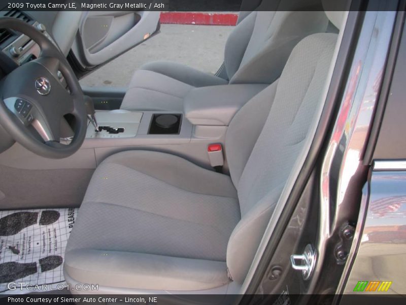 Magnetic Gray Metallic / Ash 2009 Toyota Camry LE