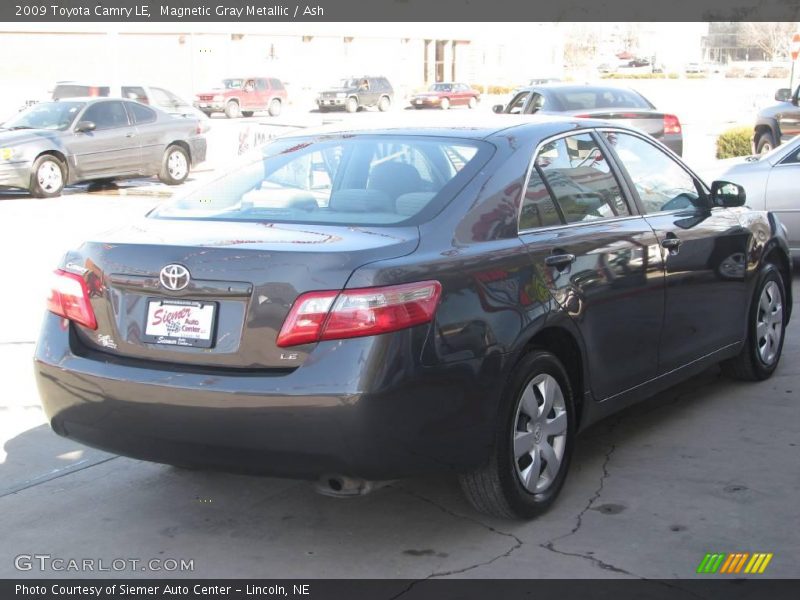 Magnetic Gray Metallic / Ash 2009 Toyota Camry LE