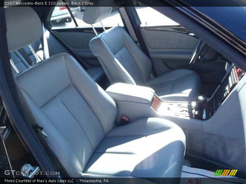 Black / Grey 1997 Mercedes-Benz E 320 Sedan