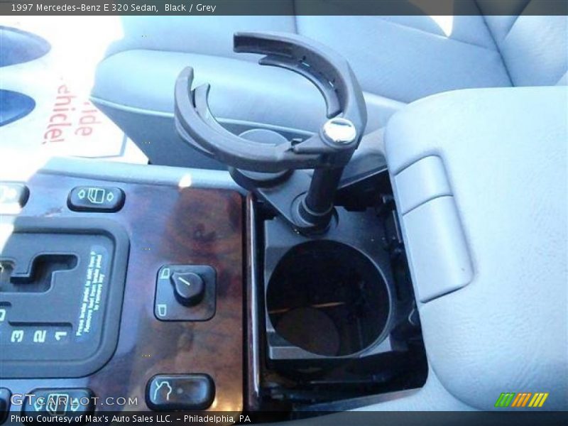 Black / Grey 1997 Mercedes-Benz E 320 Sedan