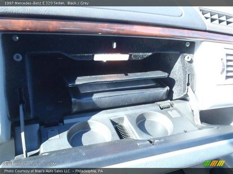 Black / Grey 1997 Mercedes-Benz E 320 Sedan