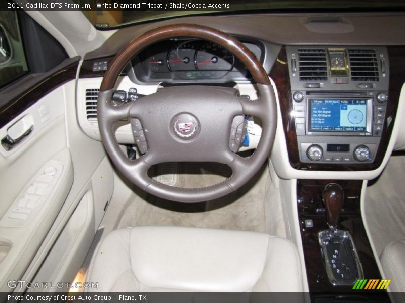 White Diamond Tricoat / Shale/Cocoa Accents 2011 Cadillac DTS Premium