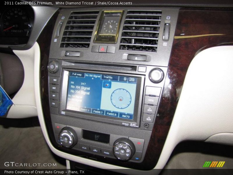 White Diamond Tricoat / Shale/Cocoa Accents 2011 Cadillac DTS Premium