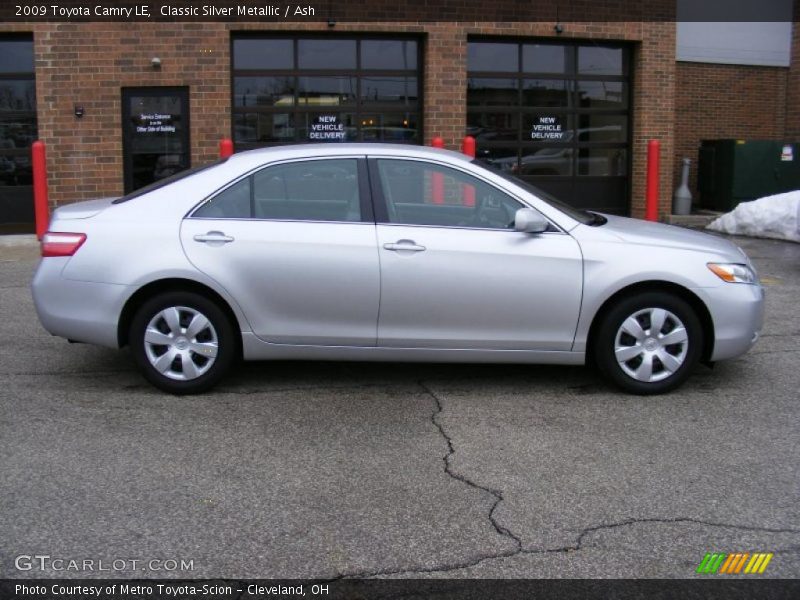 Classic Silver Metallic / Ash 2009 Toyota Camry LE