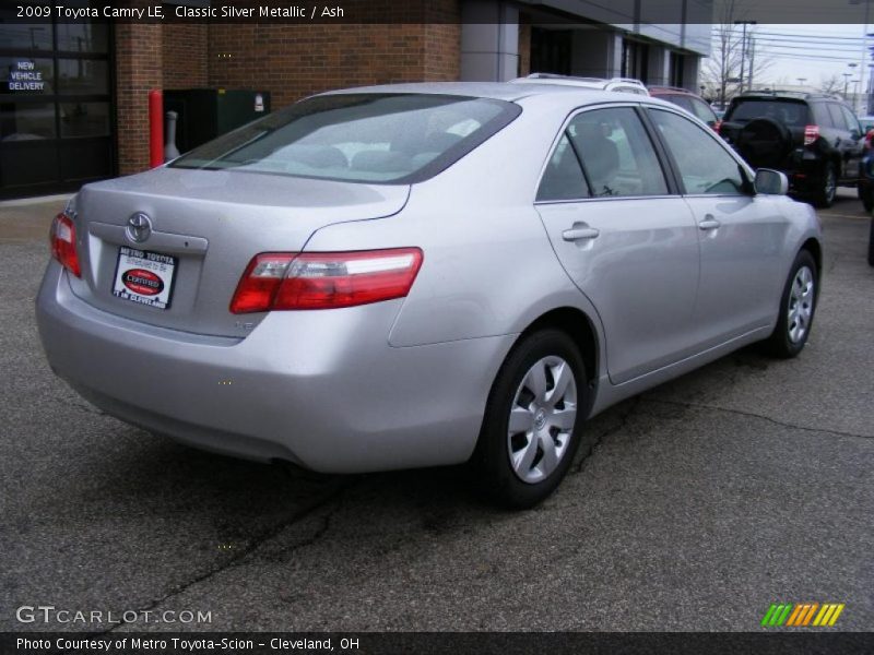 Classic Silver Metallic / Ash 2009 Toyota Camry LE