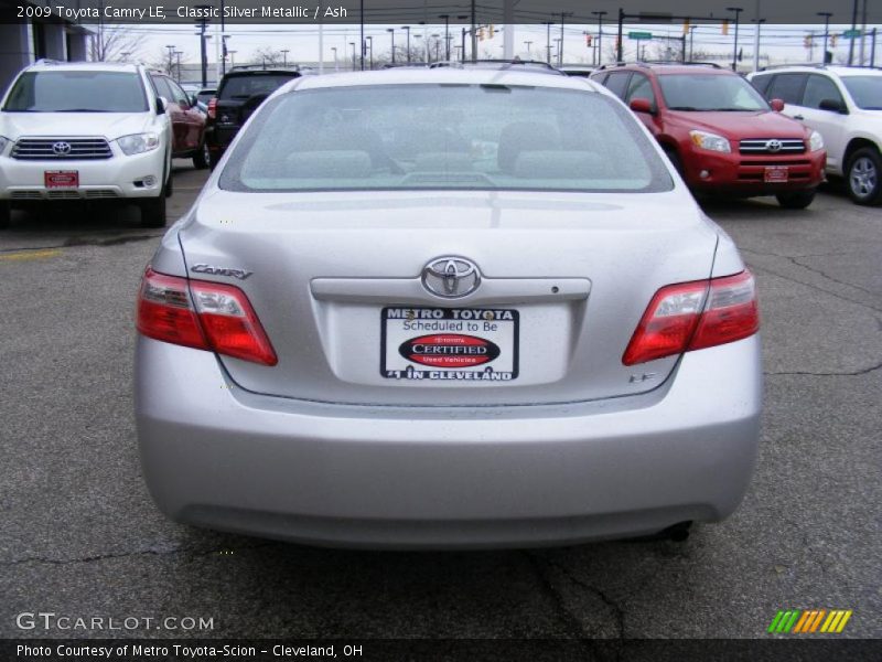 Classic Silver Metallic / Ash 2009 Toyota Camry LE