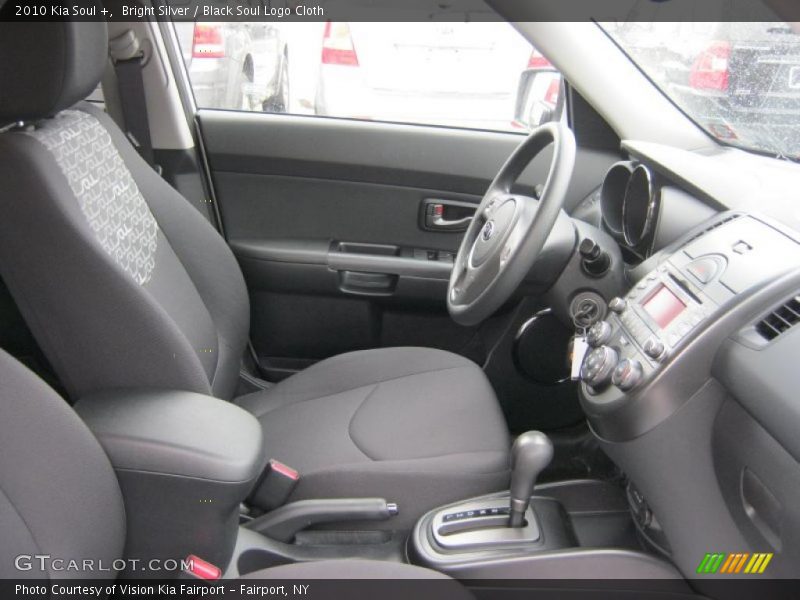 Bright Silver / Black Soul Logo Cloth 2010 Kia Soul +