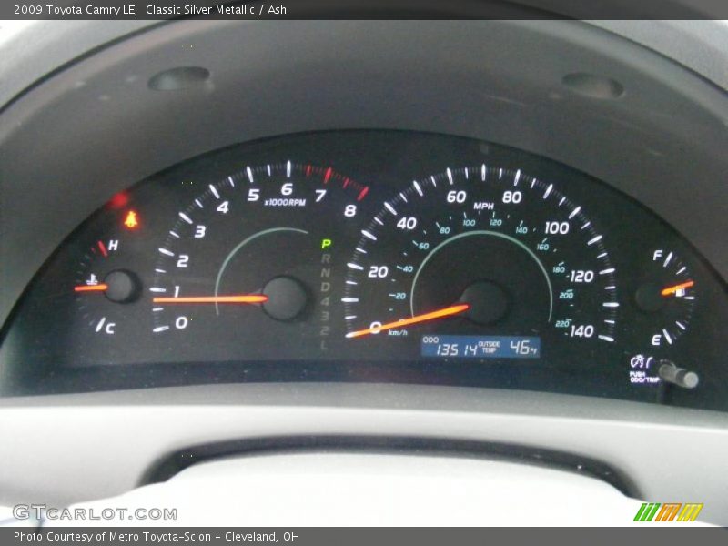 Classic Silver Metallic / Ash 2009 Toyota Camry LE