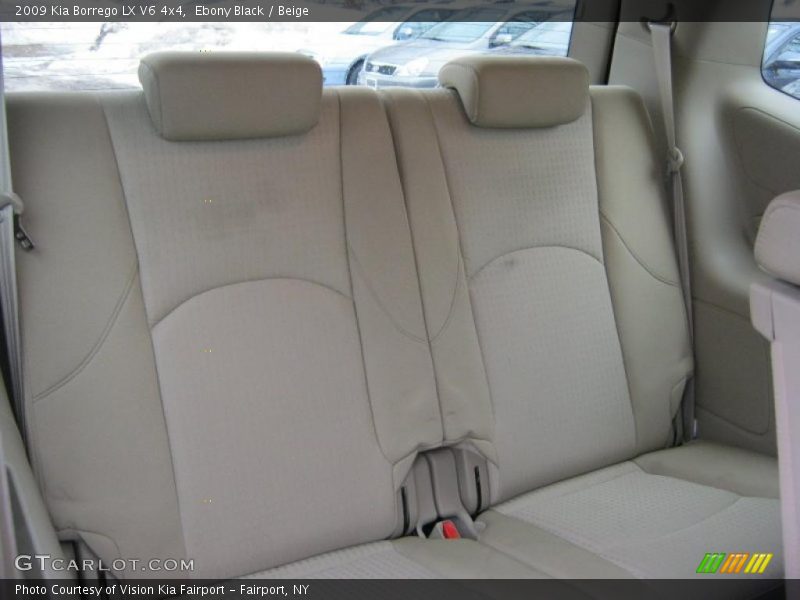 Ebony Black / Beige 2009 Kia Borrego LX V6 4x4
