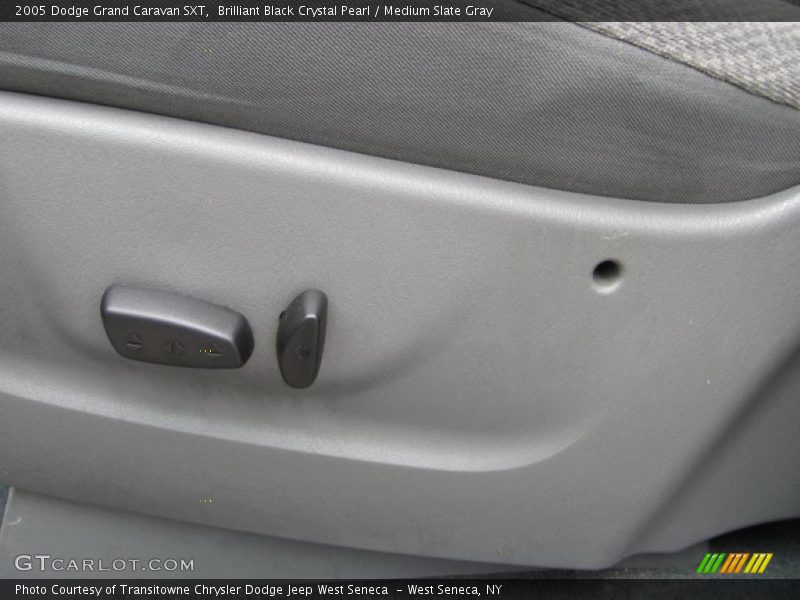 Brilliant Black Crystal Pearl / Medium Slate Gray 2005 Dodge Grand Caravan SXT