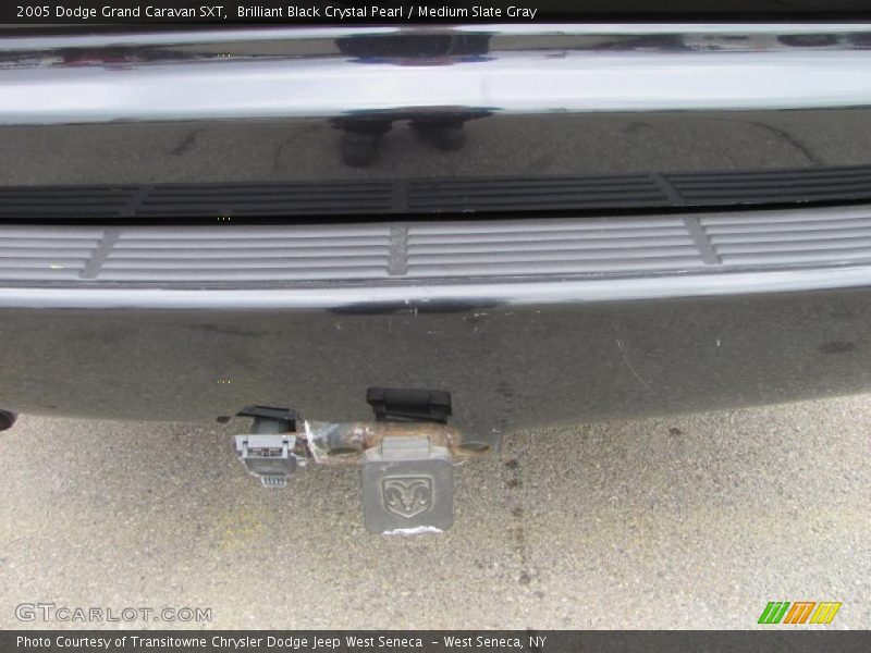Brilliant Black Crystal Pearl / Medium Slate Gray 2005 Dodge Grand Caravan SXT