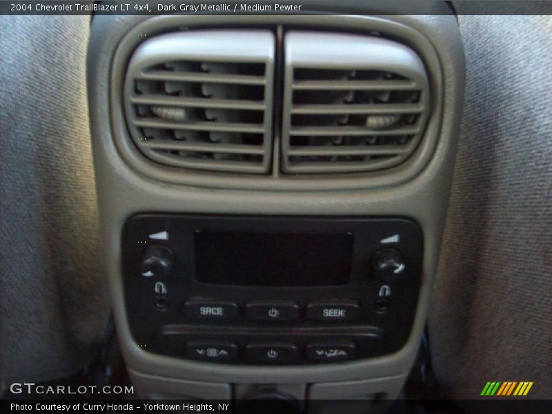 Dark Gray Metallic / Medium Pewter 2004 Chevrolet TrailBlazer LT 4x4