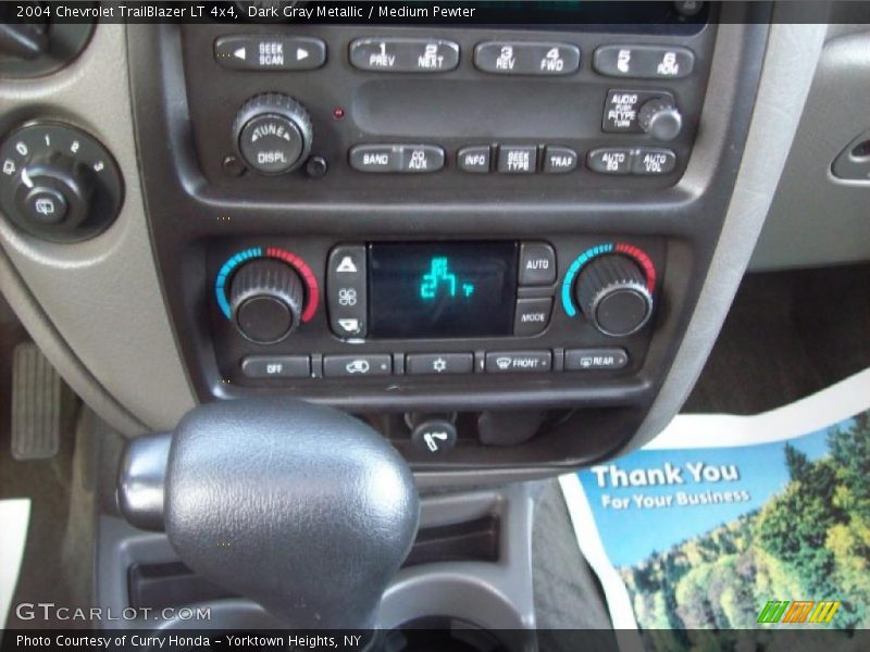 Dark Gray Metallic / Medium Pewter 2004 Chevrolet TrailBlazer LT 4x4