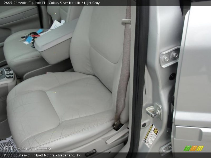 Galaxy Silver Metallic / Light Gray 2005 Chevrolet Equinox LT