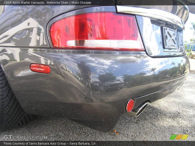 Meteorite Silver / Moon Shadow 2004 Aston Martin Vanquish
