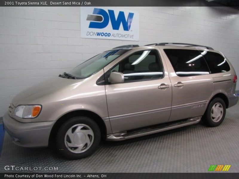 Desert Sand Mica / Oak 2001 Toyota Sienna XLE