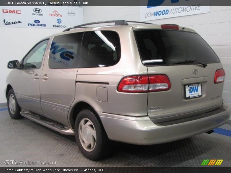 Desert Sand Mica / Oak 2001 Toyota Sienna XLE
