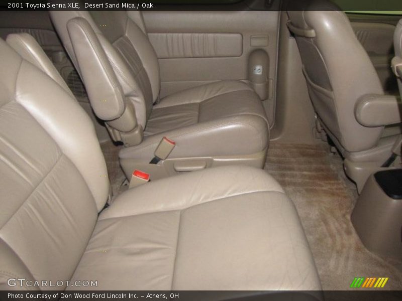 Desert Sand Mica / Oak 2001 Toyota Sienna XLE