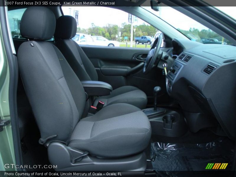  2007 Focus ZX3 SES Coupe Charcoal Interior