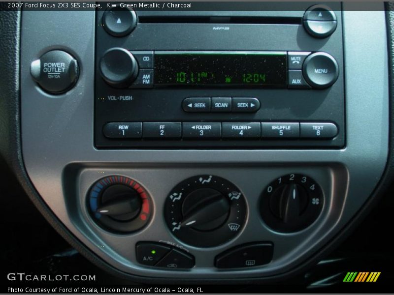 Controls of 2007 Focus ZX3 SES Coupe