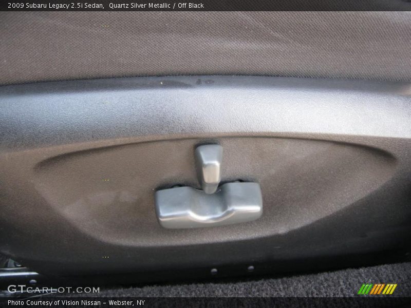 Quartz Silver Metallic / Off Black 2009 Subaru Legacy 2.5i Sedan
