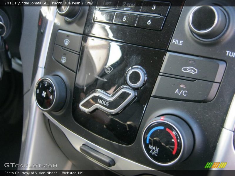 Pacific Blue Pearl / Gray 2011 Hyundai Sonata GLS