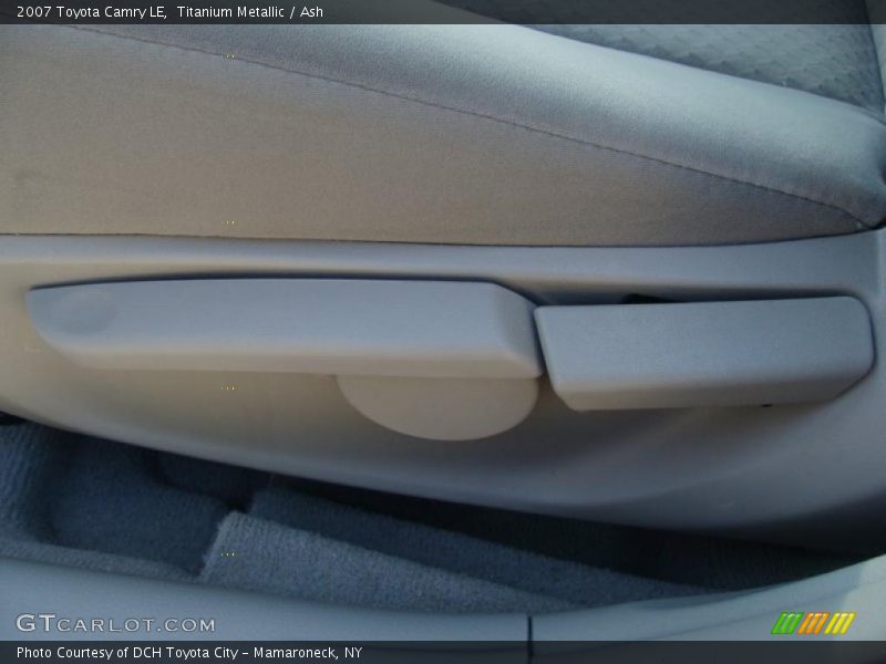 Titanium Metallic / Ash 2007 Toyota Camry LE