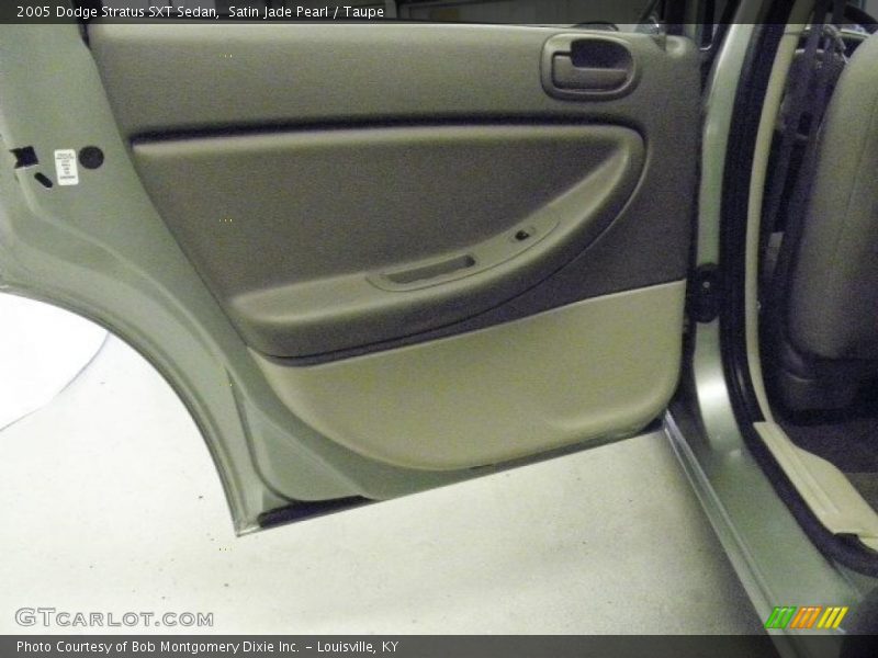 Satin Jade Pearl / Taupe 2005 Dodge Stratus SXT Sedan