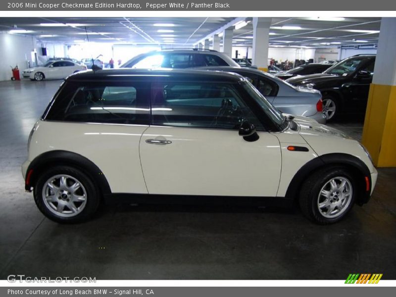 Pepper White / Panther Black 2006 Mini Cooper Checkmate Edition Hardtop
