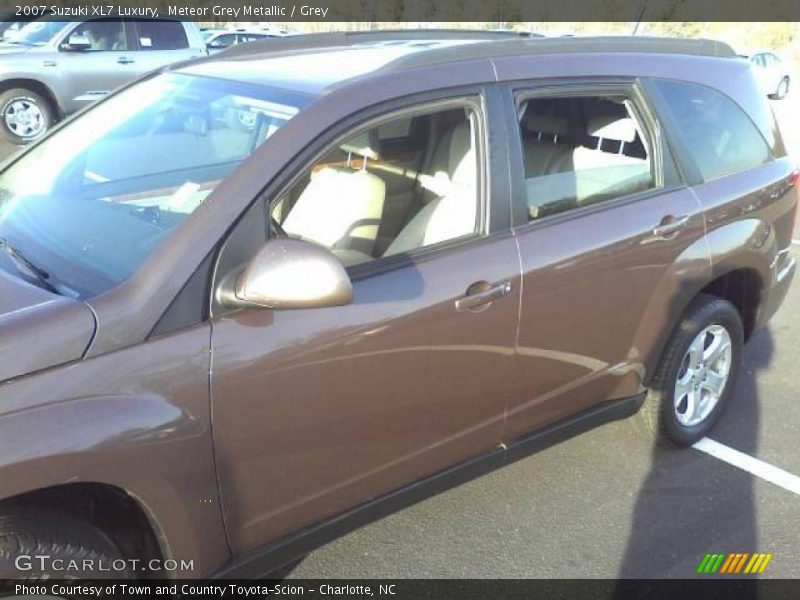 Meteor Grey Metallic / Grey 2007 Suzuki XL7 Luxury