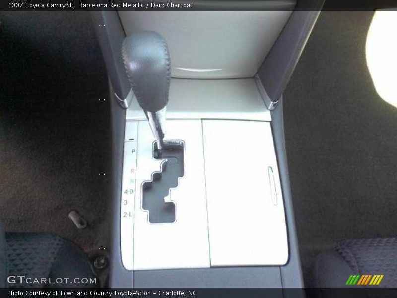 Barcelona Red Metallic / Dark Charcoal 2007 Toyota Camry SE