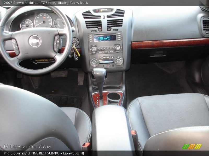 Dashboard of 2007 Malibu LTZ Sedan