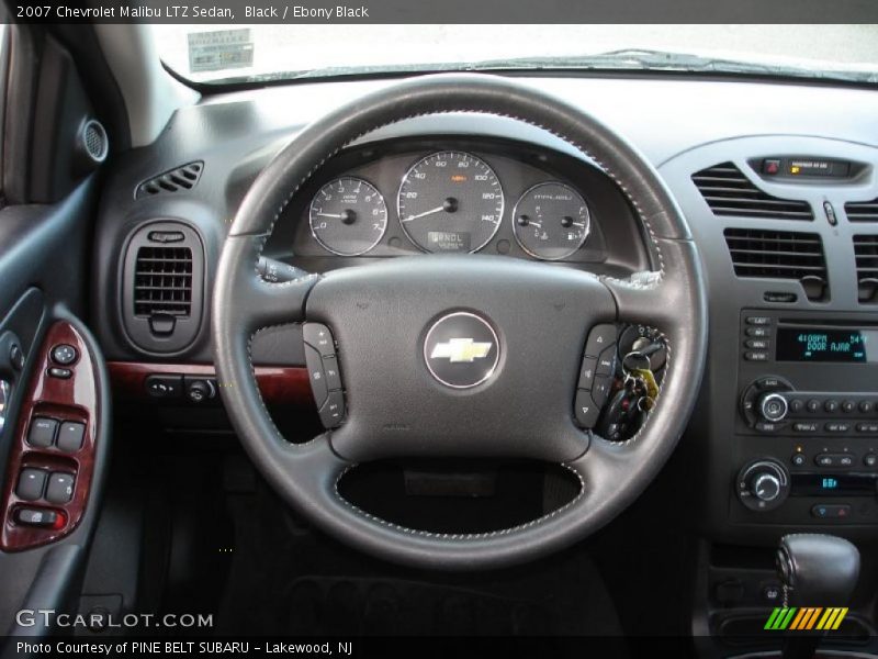  2007 Malibu LTZ Sedan Steering Wheel