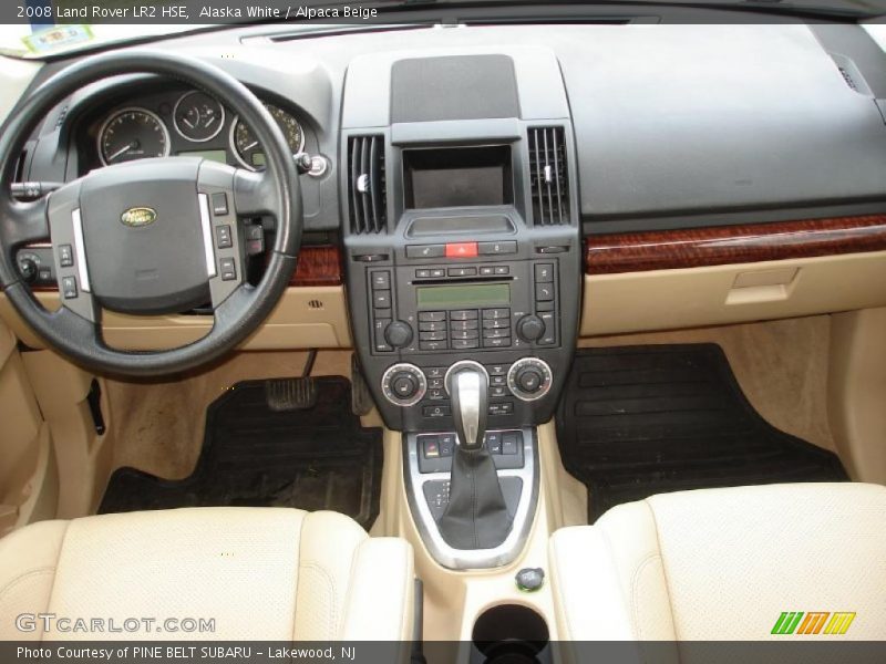 Alaska White / Alpaca Beige 2008 Land Rover LR2 HSE