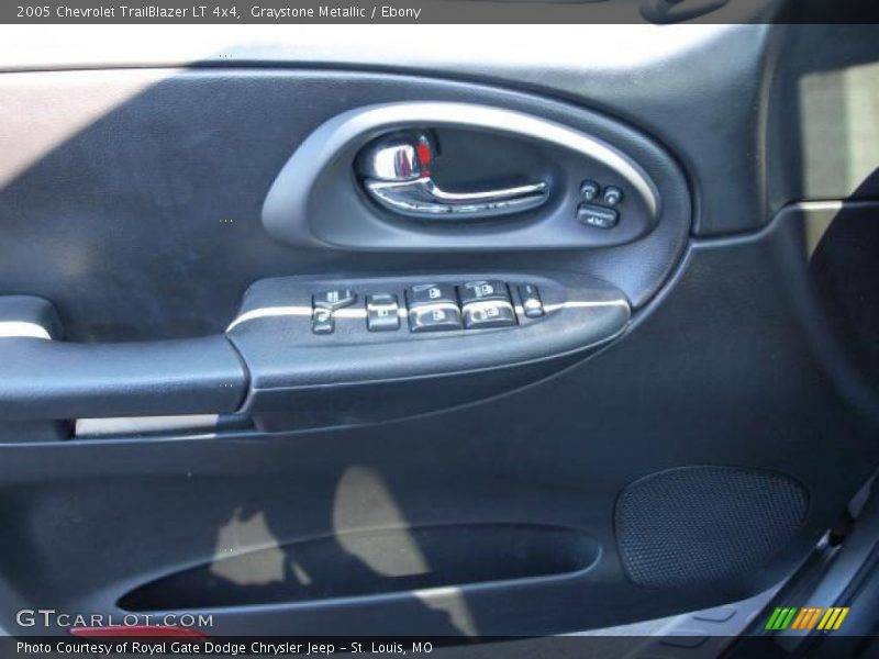 Graystone Metallic / Ebony 2005 Chevrolet TrailBlazer LT 4x4
