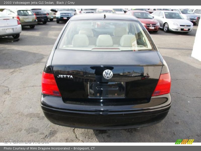 Black / Grey 2003 Volkswagen Jetta GLS Sedan