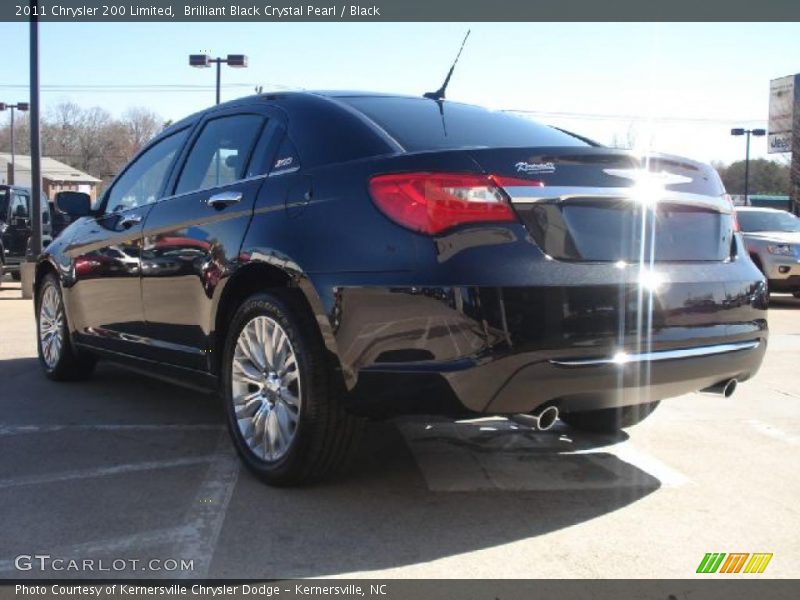 Brilliant Black Crystal Pearl / Black 2011 Chrysler 200 Limited