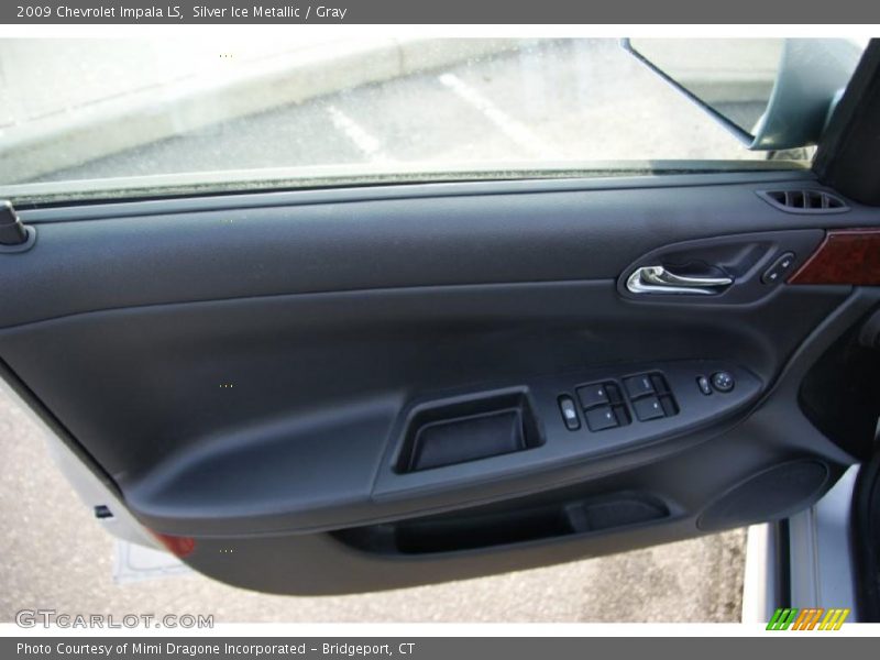Silver Ice Metallic / Gray 2009 Chevrolet Impala LS