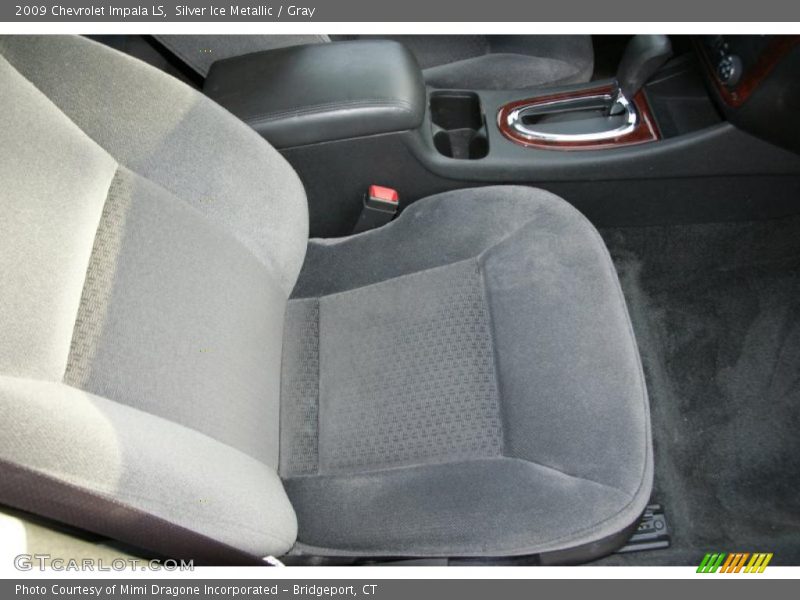 Silver Ice Metallic / Gray 2009 Chevrolet Impala LS