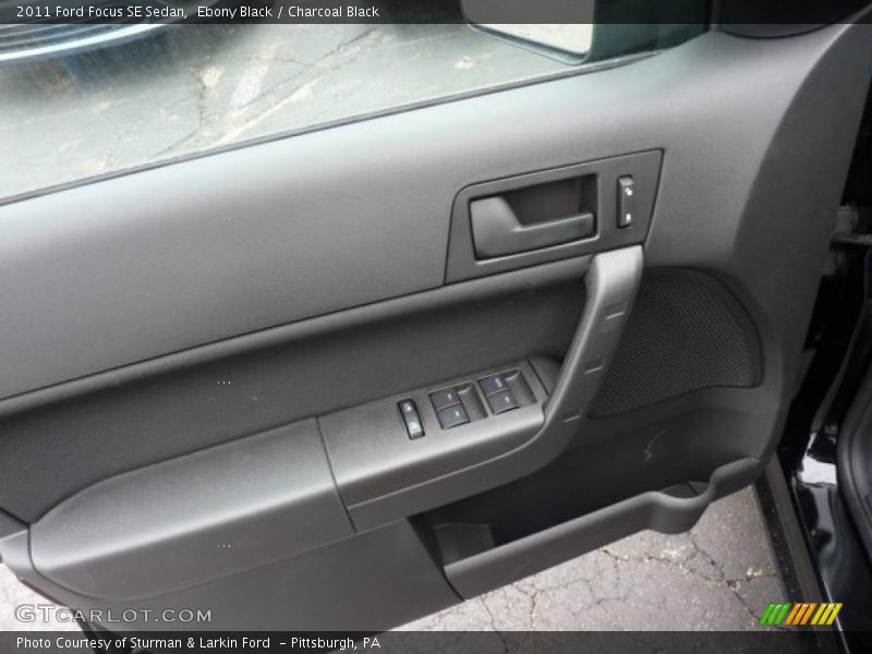 Ebony Black / Charcoal Black 2011 Ford Focus SE Sedan