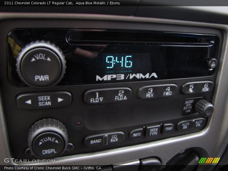 Controls of 2011 Colorado LT Regular Cab