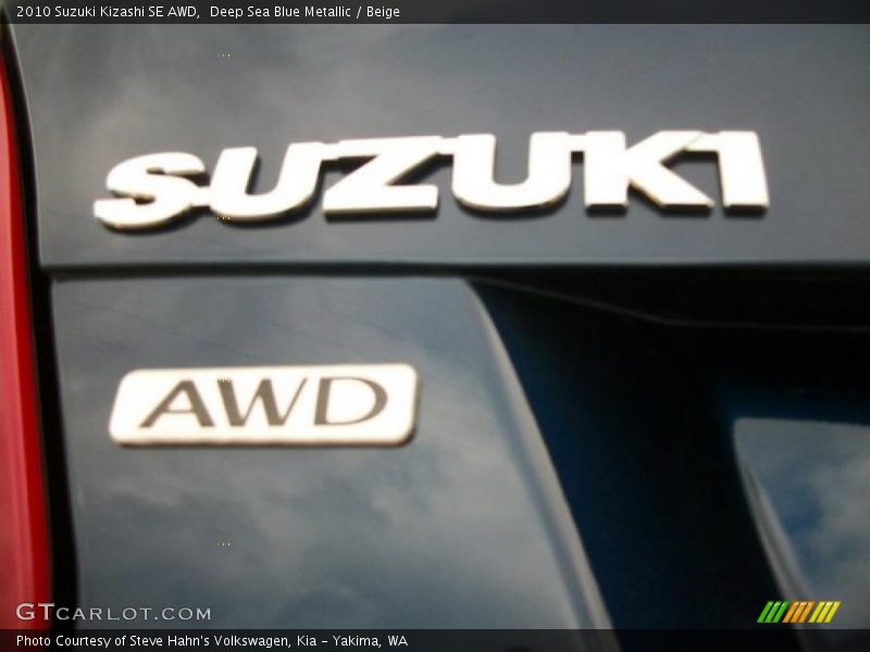  2010 Kizashi SE AWD Logo