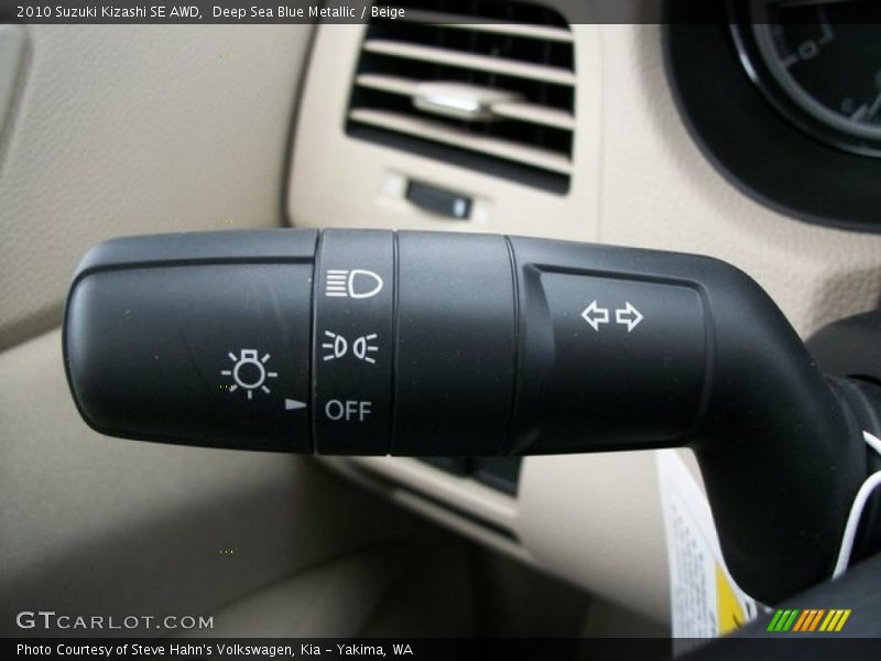 Controls of 2010 Kizashi SE AWD