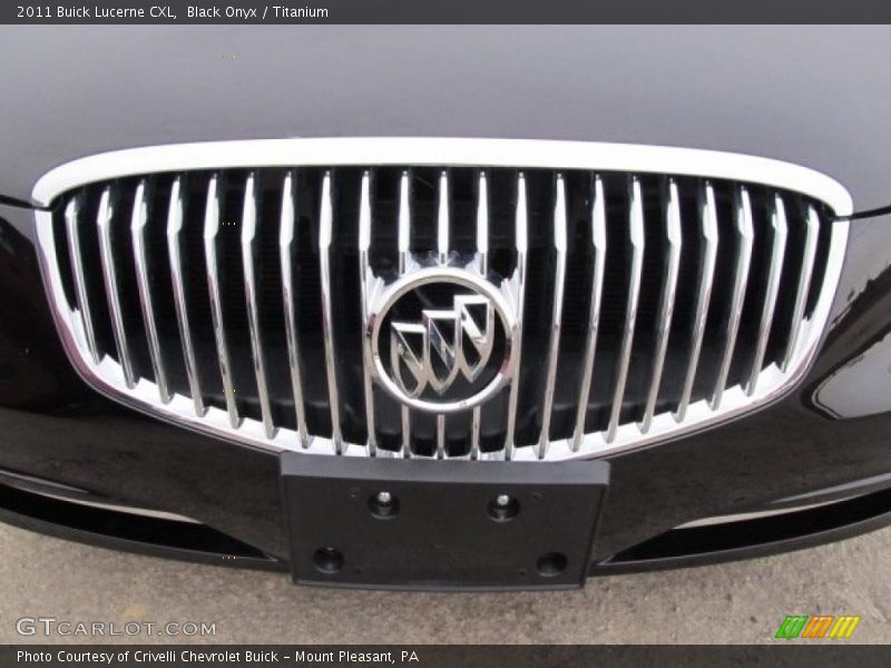 Black Onyx / Titanium 2011 Buick Lucerne CXL
