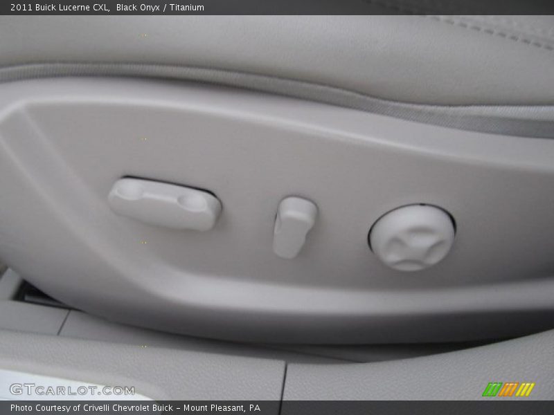 Black Onyx / Titanium 2011 Buick Lucerne CXL