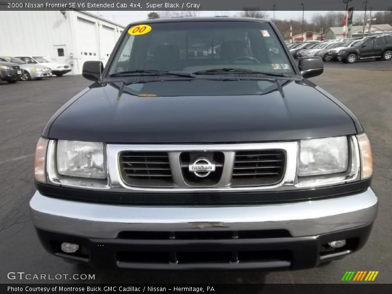 Super Black / Gray 2000 Nissan Frontier SE V6 Extended Cab 4x4