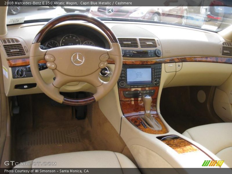 Dashboard of 2008 E 350 4Matic Wagon