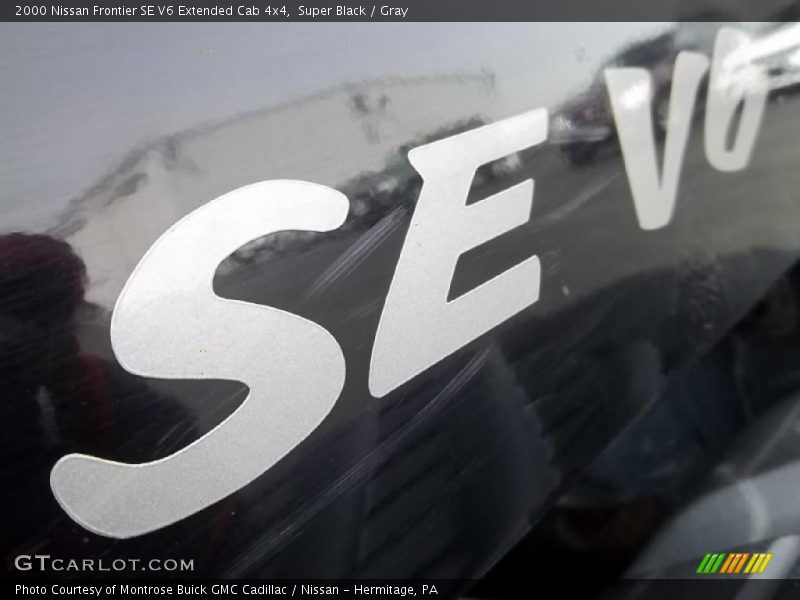 Super Black / Gray 2000 Nissan Frontier SE V6 Extended Cab 4x4