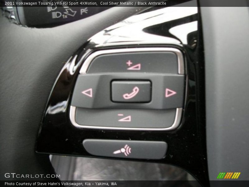 Controls of 2011 Touareg VR6 FSI Sport 4XMotion