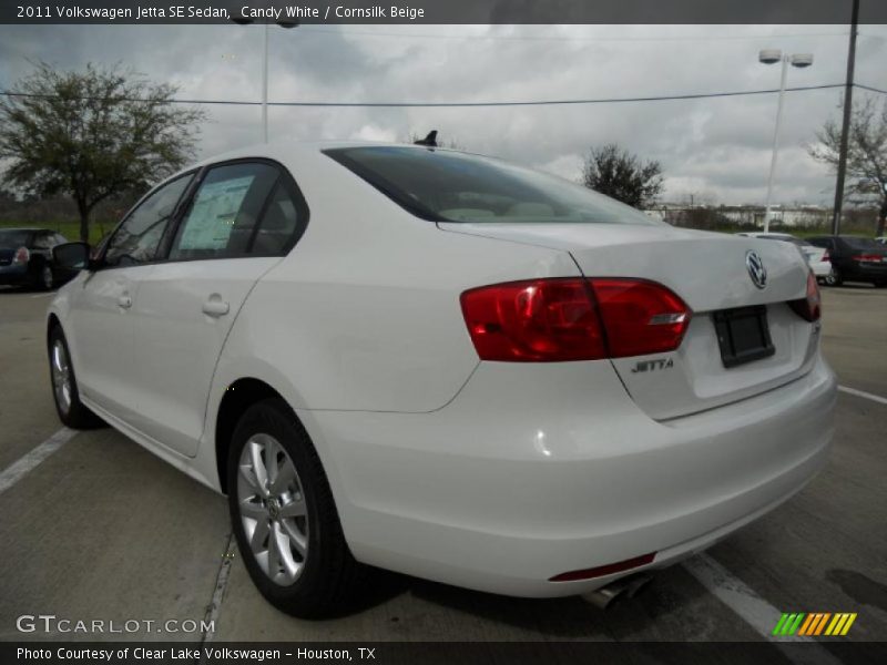 Candy White / Cornsilk Beige 2011 Volkswagen Jetta SE Sedan